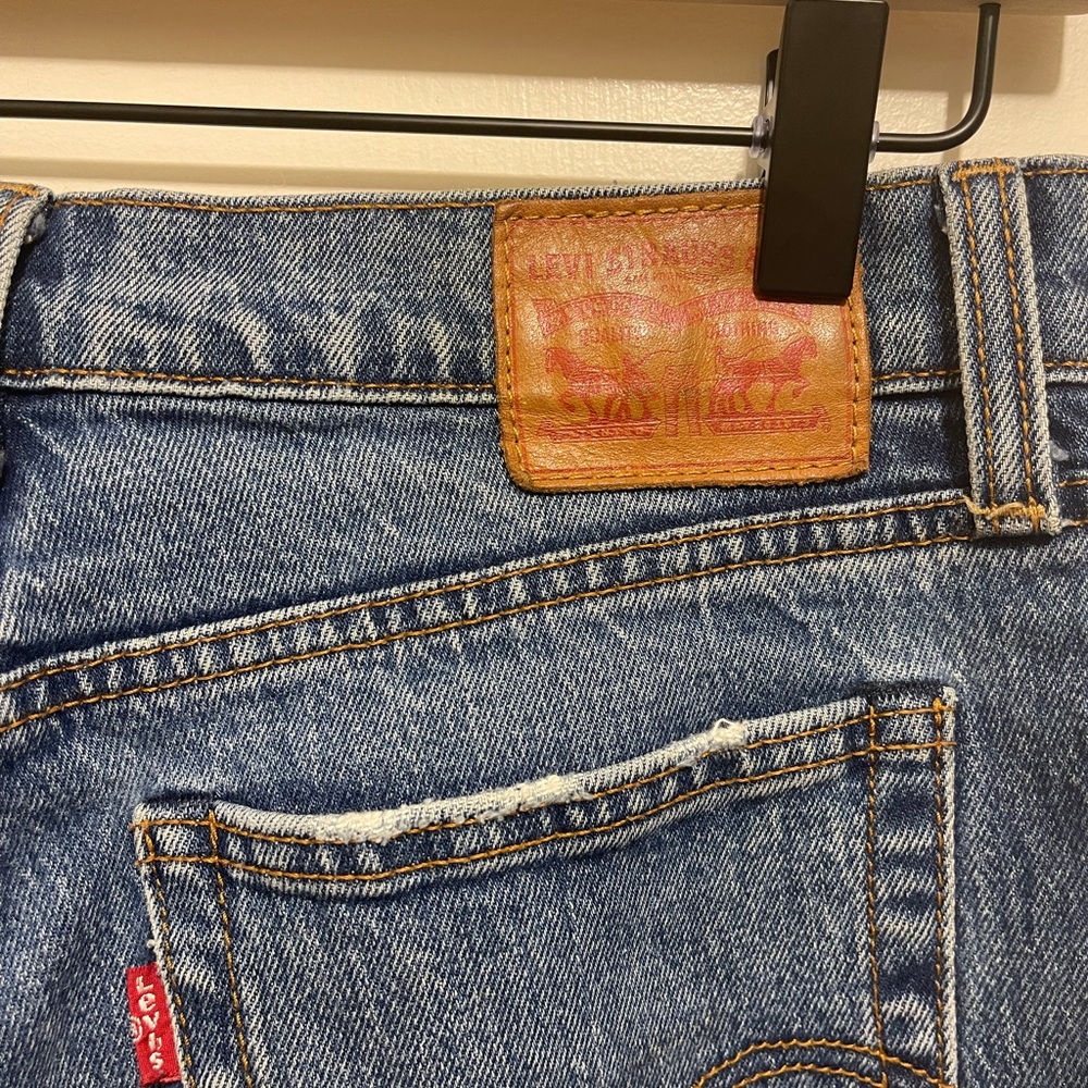 Levi's Classic Blue Denim Jeans